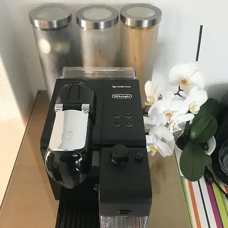 Moderne Direkt In Apartamento