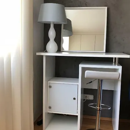 Moderne Direkt In *